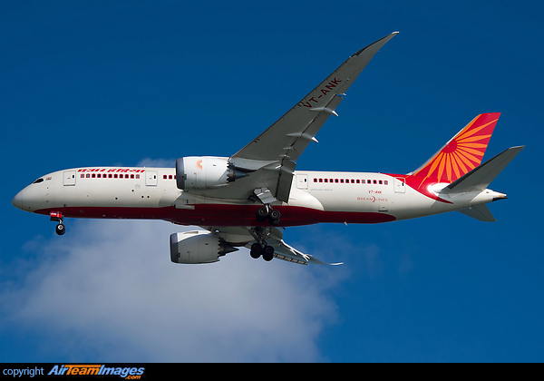 Boeing 787-8 Dreamliner Boeing 787-8 Dreamliner