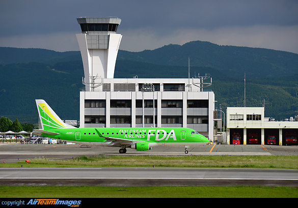 Embraer ERJ-170-200SD Embraer ERJ-170-200SD