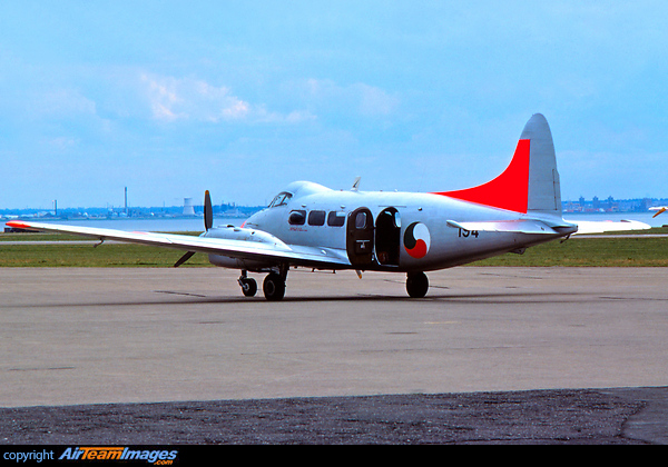 De Havilland DH-104 Dove 7 De Havilland DH-104 Dove 7