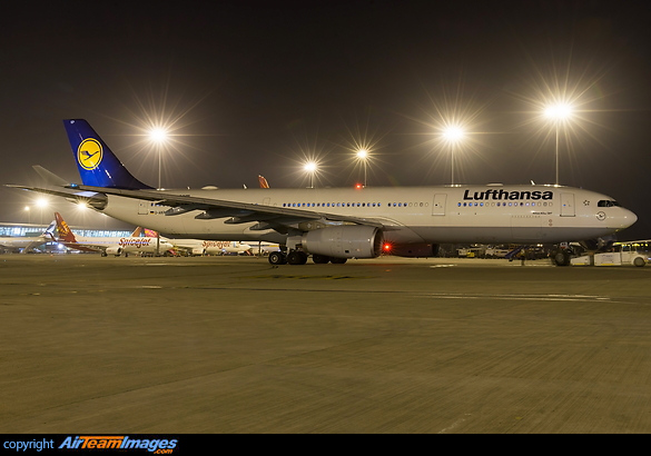 Airbus A330-343X Airbus A330-343X