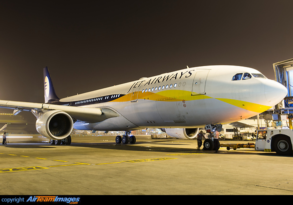 Airbus A330-202 Airbus A330-202