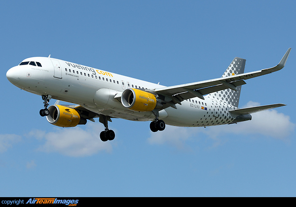 Airbus A320-214 Airbus A320-214
