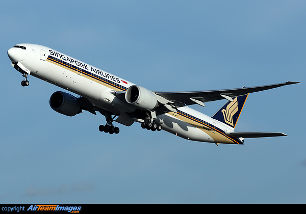 Boeing 777-312/ER Boeing 777-312/ER