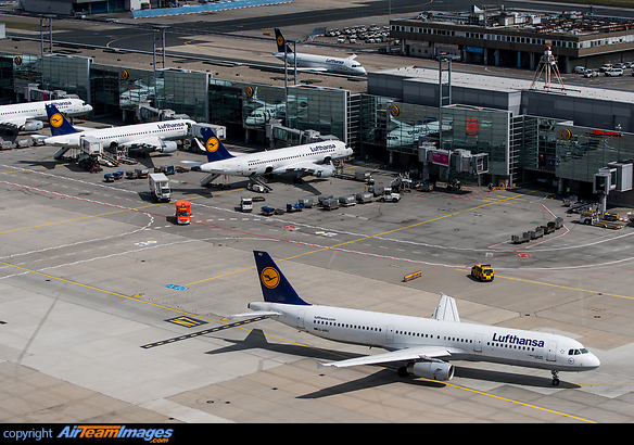 Airbus A321-131 Airbus A321-131