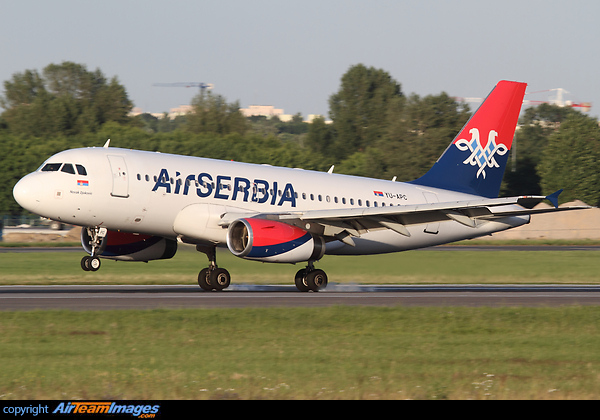 Airbus A319-131 Airbus A319-131