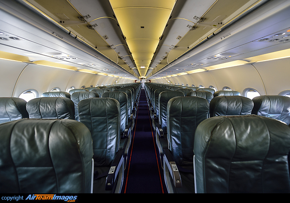 Airbus A320-232 Airbus A320-232