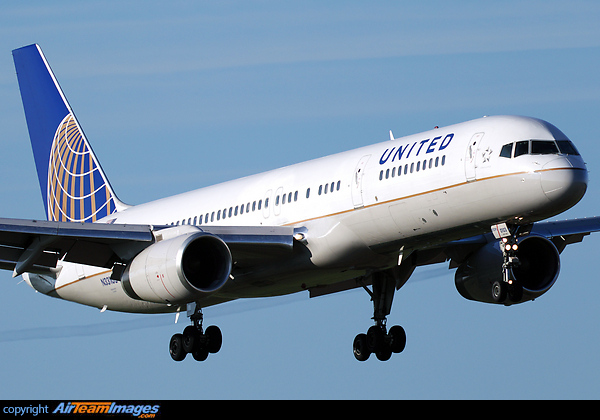 Boeing 757-224 Boeing 757-224