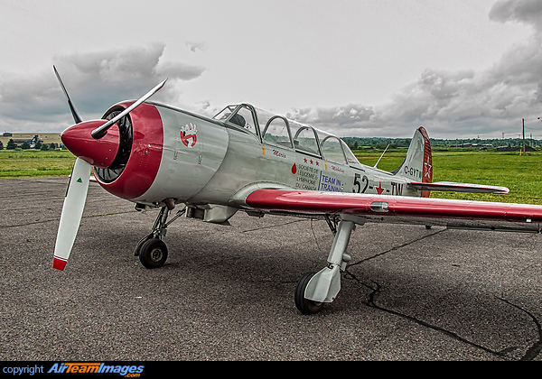 Yakovlev Yak-52 Yakovlev Yak-52