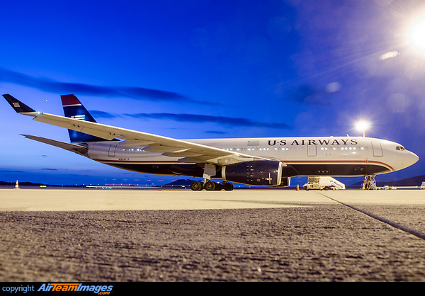 Airbus A330-243 Airbus A330-243