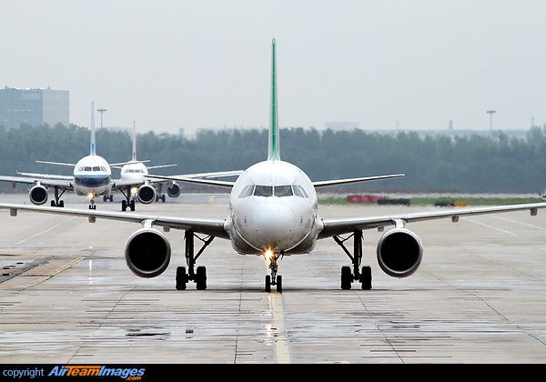 Airbus A320-214 Airbus A320-214