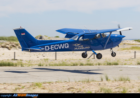 Reims-Cessna F172M Skyhawk Reims-Cessna F172M Skyhawk