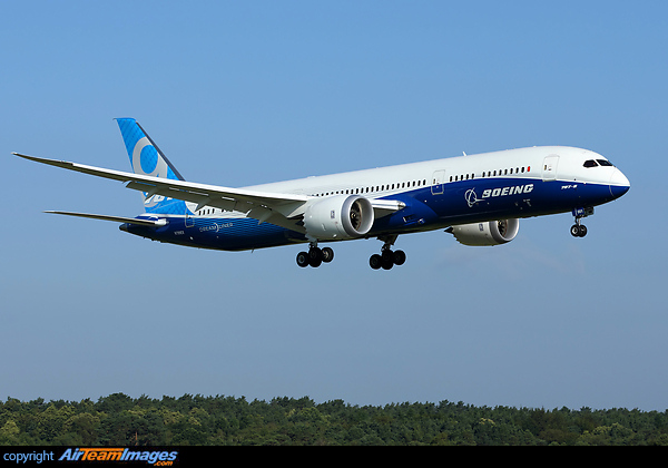Boeing 787-9 Dreamliner Boeing 787-9 Dreamliner