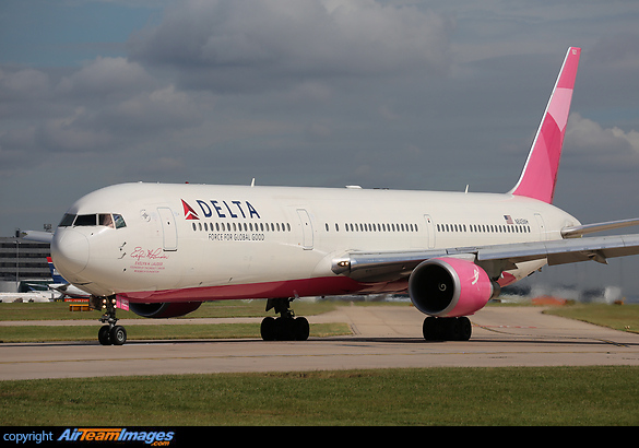 Boeing 767-432/ER Boeing 767-432/ER