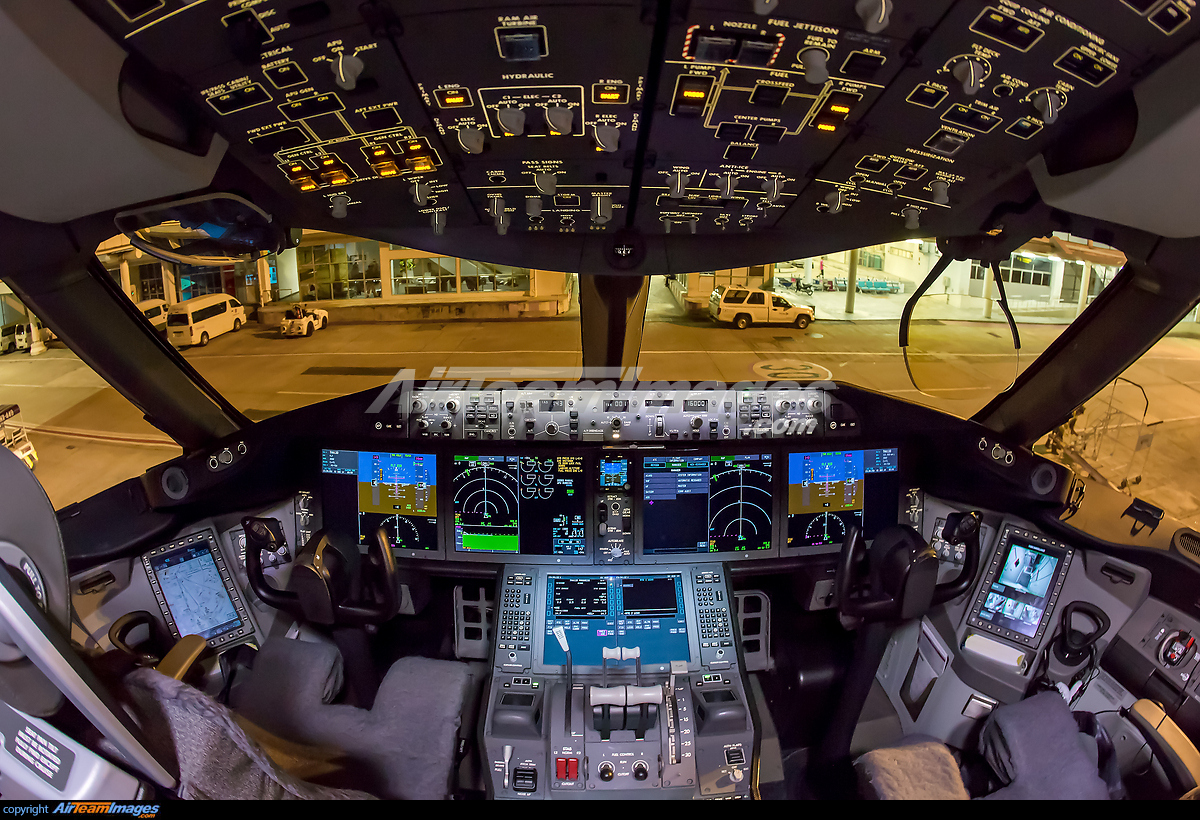 787 8 cockpit tour