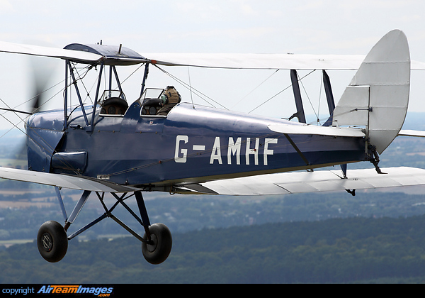 DH-82A Tiger Moth II DH-82A Tiger Moth II