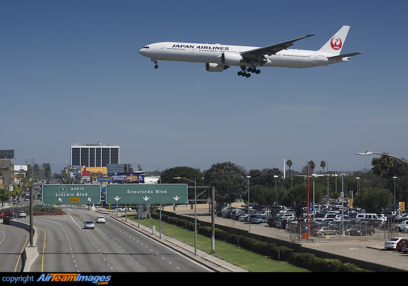 Boeing 777-346/ER Boeing 777-346/ER