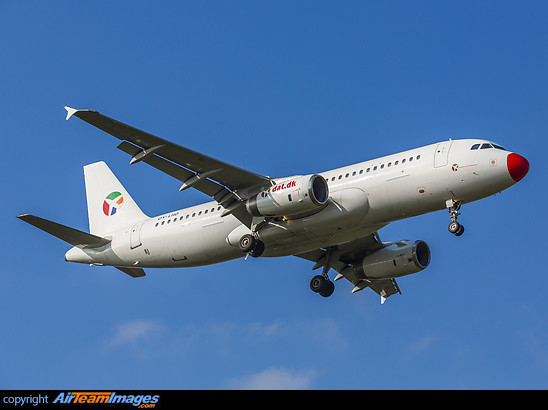 First Airbus A320 for Danish Air Transport Airbus A320-231