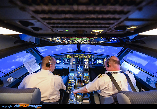 Airbus A320-232 Airbus A320-232
