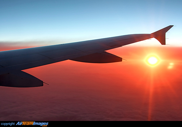 Airbus A320-214 Airbus A320-214