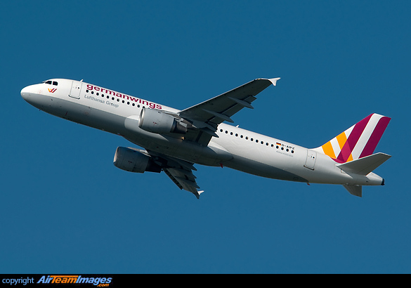 Airbus A320-211 Airbus A320-211
