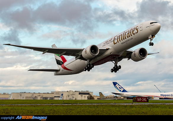 Emirates Boeing 777-31H(ER) C/N 41368 L/N 1243 A6-ENV rotating out of 16R at Paine Field for its delivery flight to Dubai October 28th, 2014. This is the 100th Boeing 777-300ER delivered to the airline. Boeing 777-31H/ER