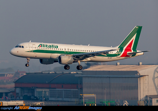 Airbus A320-214 Airbus A320-214