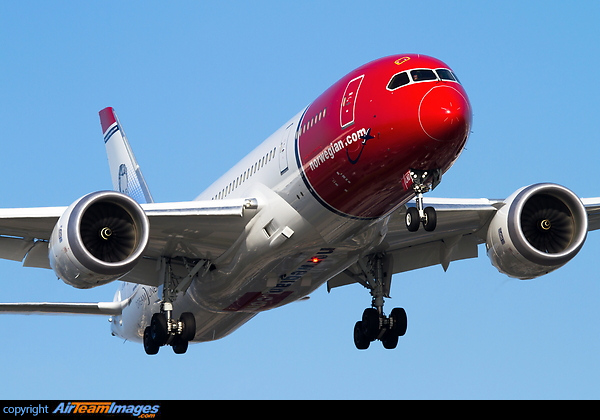 Boeing 787-8 Dreamliner Boeing 787-8 Dreamliner