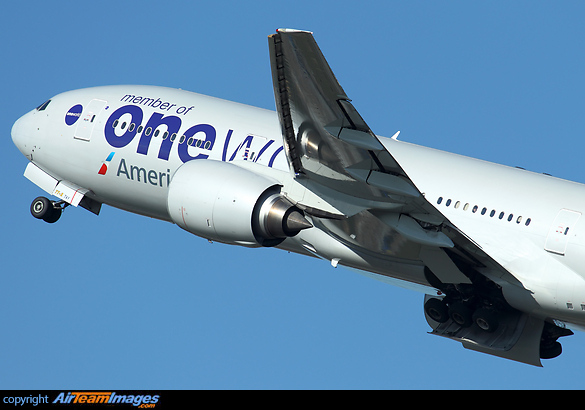 Boeing 777-223/ER Boeing 777-223/ER