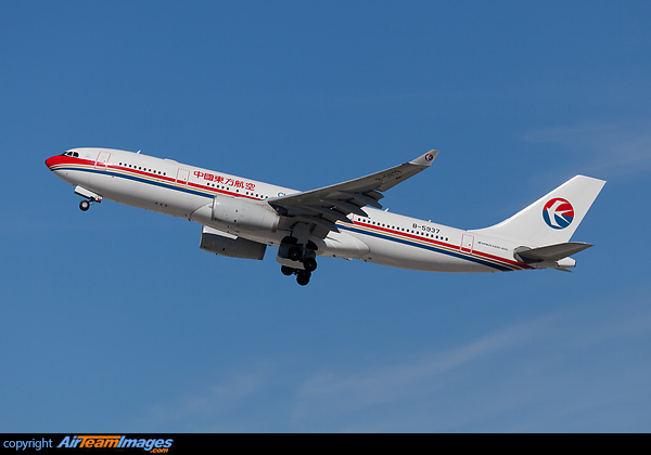 Airbus A330-243 Airbus A330-243