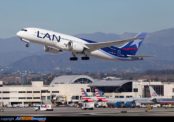 Boeing 787-8 Dreamliner Boeing 787-8 Dreamliner