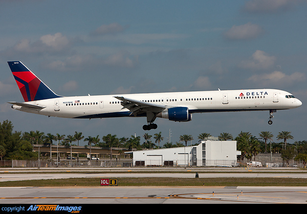 Boeing 757-351 Boeing 757-351