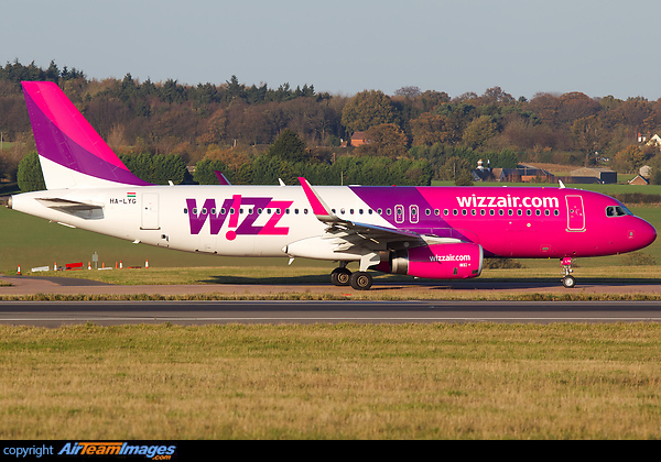 Airbus A320-232 Airbus A320-232