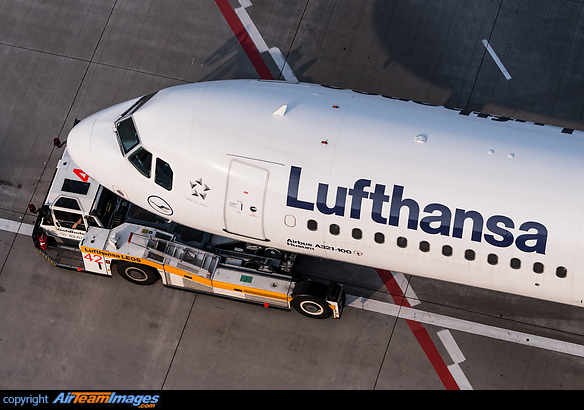 Airbus A321-131 Airbus A321-131