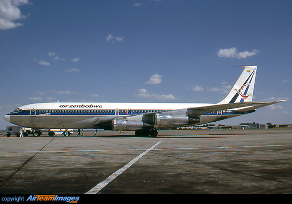 Boeing 707-320B Boeing 707-320B