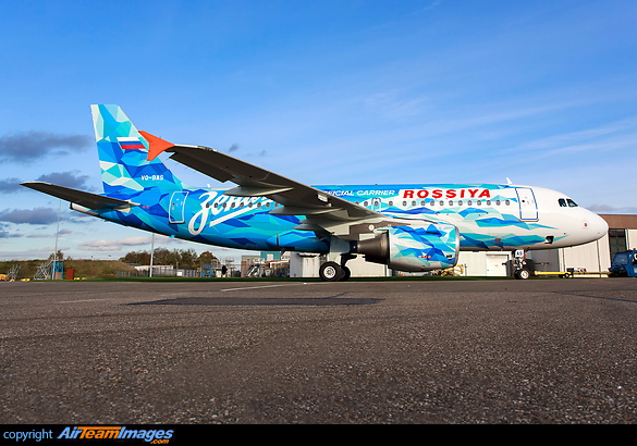 As a result of a contest, airline Rossiya, the official carrier of FC Zenit / Blue-White-Sky Blues, has applied a special scheme for FC Zenit's plane. Paintjob by MAAS Aviation Services. Airbus A319-111