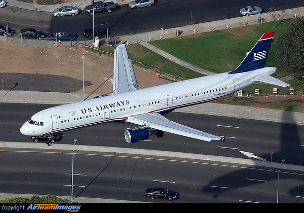 Airbus A321-211 Airbus A321-211