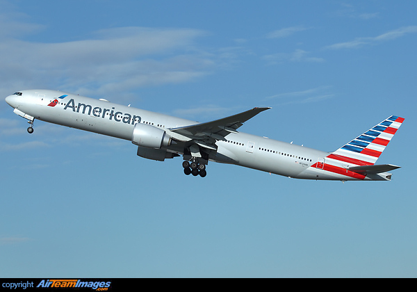 Boeing 777-323/ER Boeing 777-323/ER