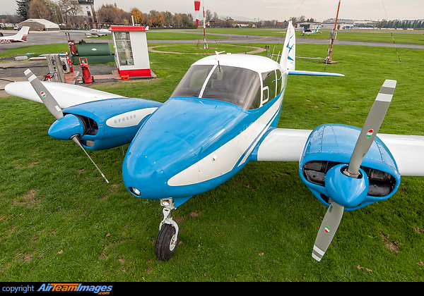 Piper PA-23-160 Apache Piper PA-23-160 Apache