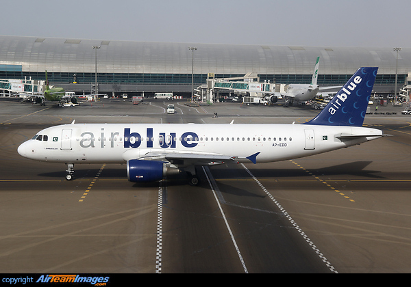 Airbus A320-214 Airbus A320-214