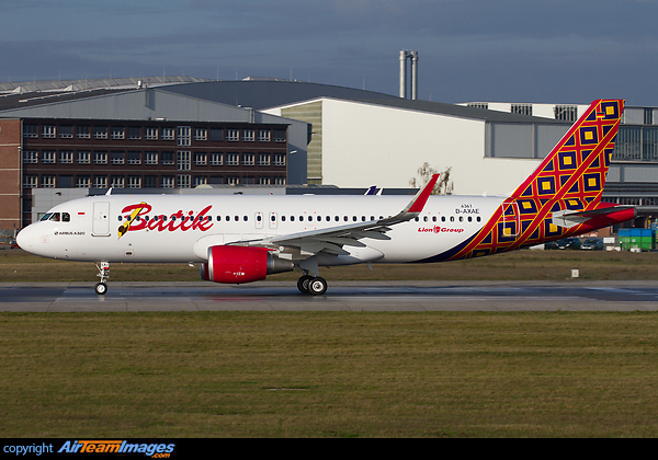 Airbus A320-214 Airbus A320-214