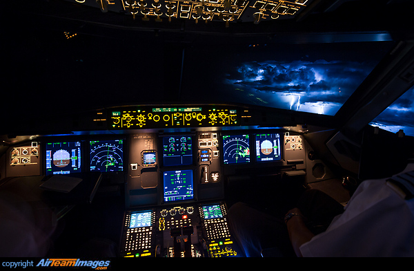 Hi over central Queensland a spring thunderstorm puts on an amazing light show as we make our way home. Airbus A320-232