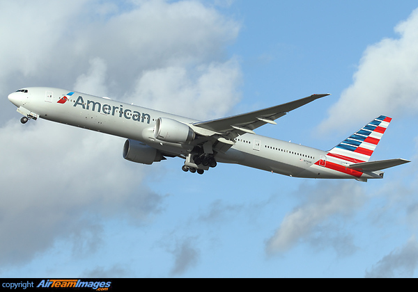 Boeing 777-323/ER Boeing 777-323/ER