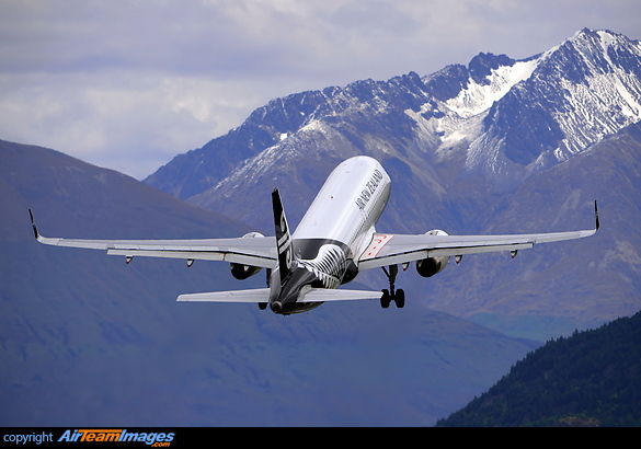 Airbus A320-232 Airbus A320-232