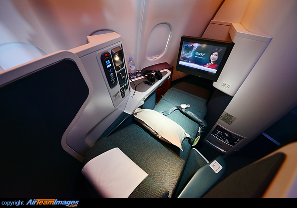 Airbus A330-343E Airbus A330-343E