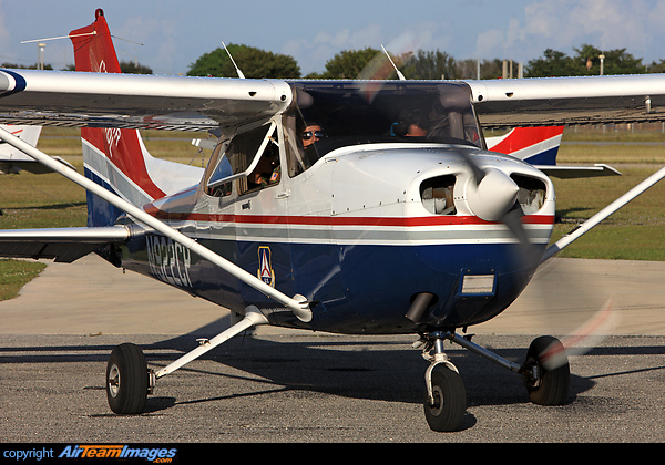 Cessna 172 Skyhawk Cessna 172 Skyhawk