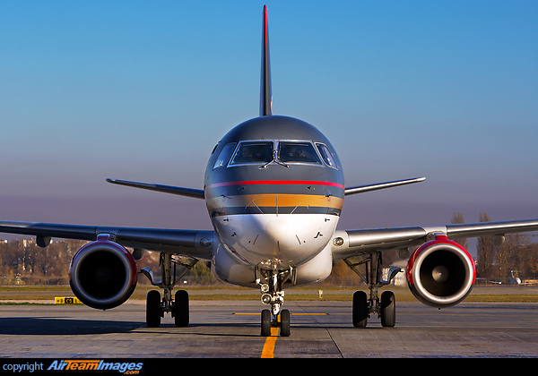 Embraer ERJ-175LR Embraer ERJ-175LR