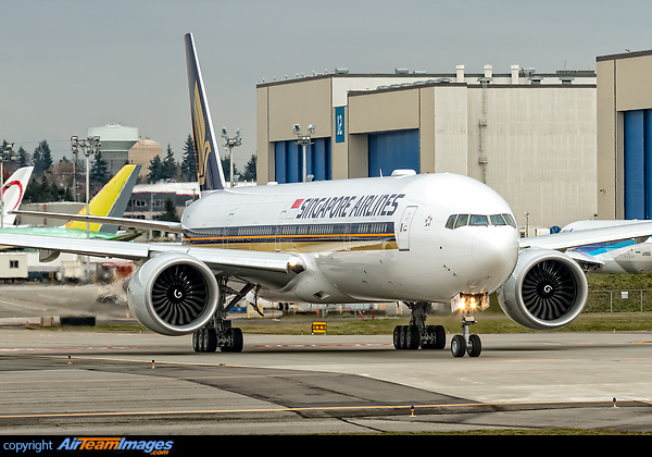 New Singapore Airlines Boeing 777-312(ER) C/N 42238 L/N 1250 9V-SWY delivered. Departed Paine Field on its delivery flight to Singapore Changi as SIA8877 November 24th, 2014. Boeing 777-312/ER