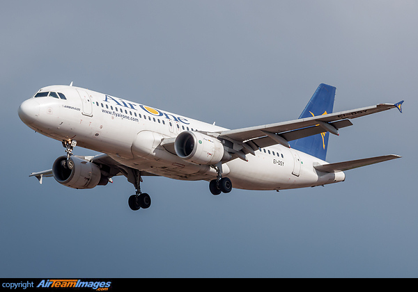 Airbus A320-216 Airbus A320-216