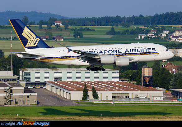 Airbus A380-841 Airbus A380-841