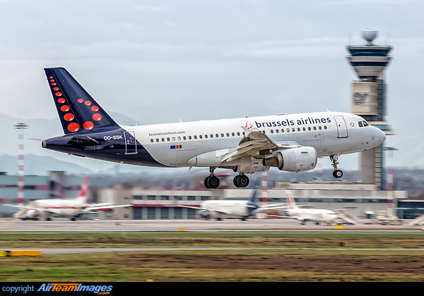 Airbus A319-112 Airbus A319-112